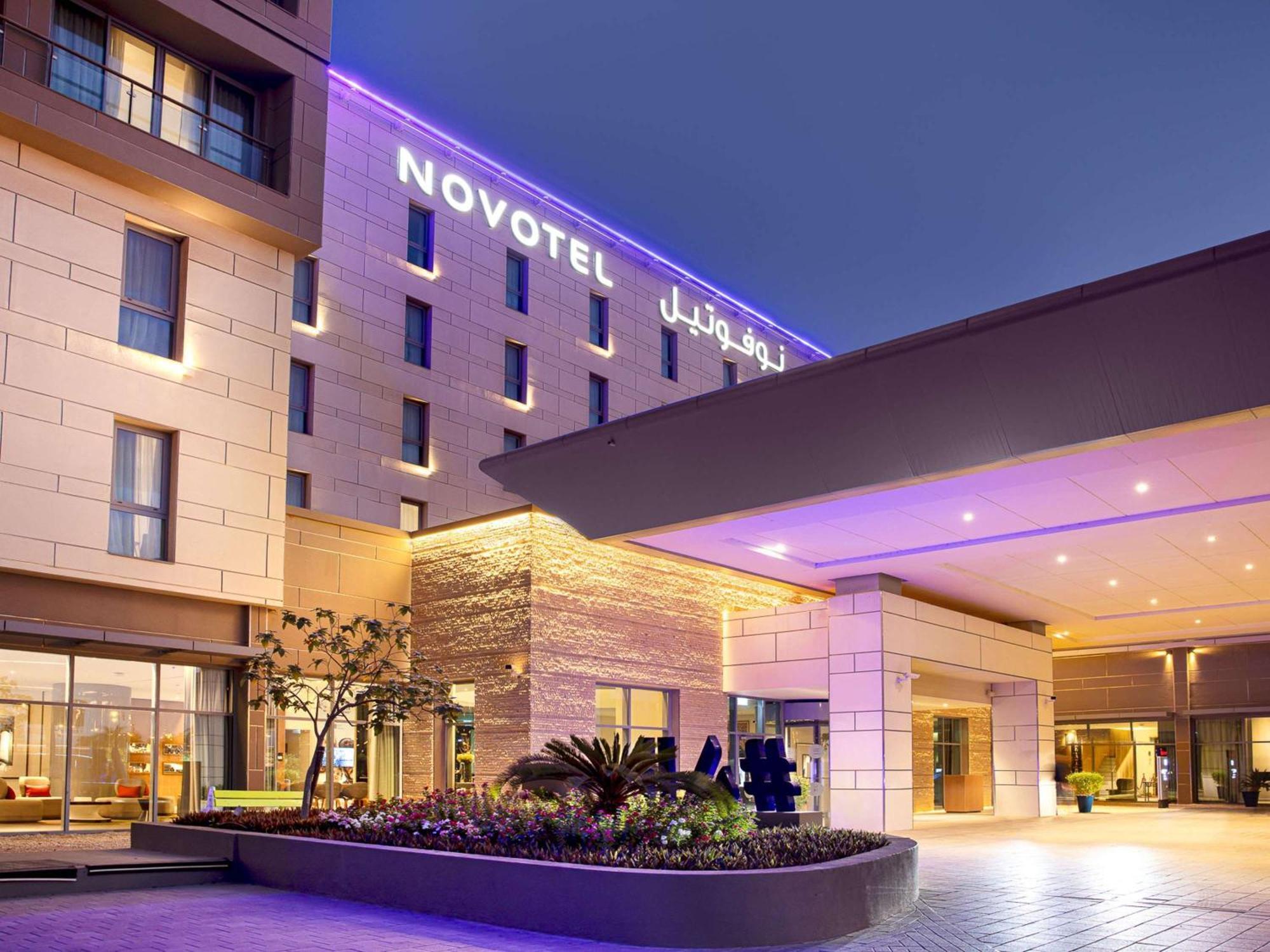 Novotel Muscat Airport Exterior photo